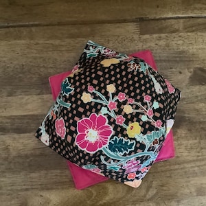Bowl cozies, bowl cozy, soup bowl, cozy, bowl holder, microwave bowl cozy. Floral