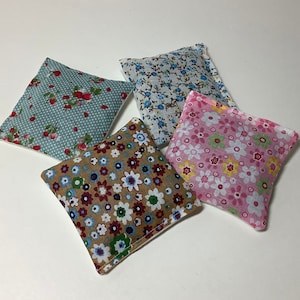4 Dried Lavender Sachet’s-Vintage Fabric-Party Favors-Floral Fabric Prints- Sweet Cute Shabby