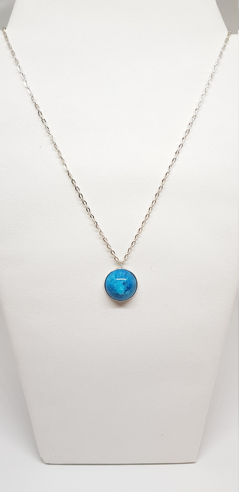 Necklace pendant Collection Marble round blue resin