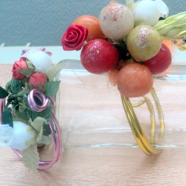 Parure bracelets femme et enfant en fil d'aluminium doré et rose bouquets de fleurs et de fruit, parure pour un mariage