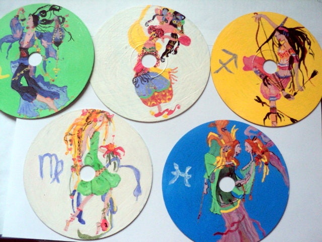 Des Dessous de Verre-Accessoires Bar-Recyclage Cd - Peinture Acrylique-Thème Signes Du Zodiaque-Idée