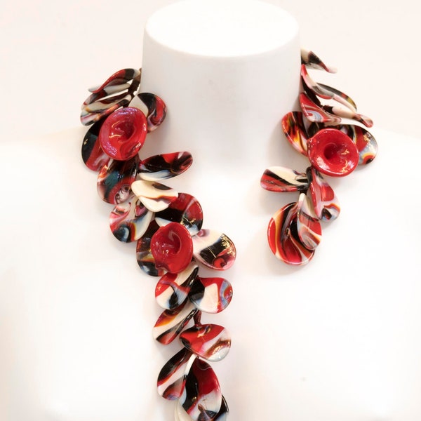 Murano glass necklace handmade in Murano by Cesare Sent original made in Italy wonderful necklace  glass flowers crafts elegant jewellery.