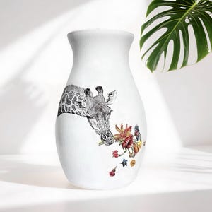 Decoupage Giraffe Glass Vase: Shabby Chic Floral Decor