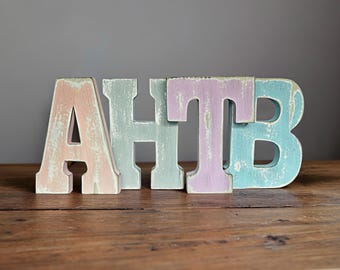 Distressed Wood Letter: Rustic Farmhouse Decor, Wall or Shelf Initial, Wall Farmhouse Decor, Wall Decor, Decorative Letters.