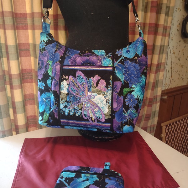 quilted cross body purse dragon fly theme with 9 pockets,makeup pouch included