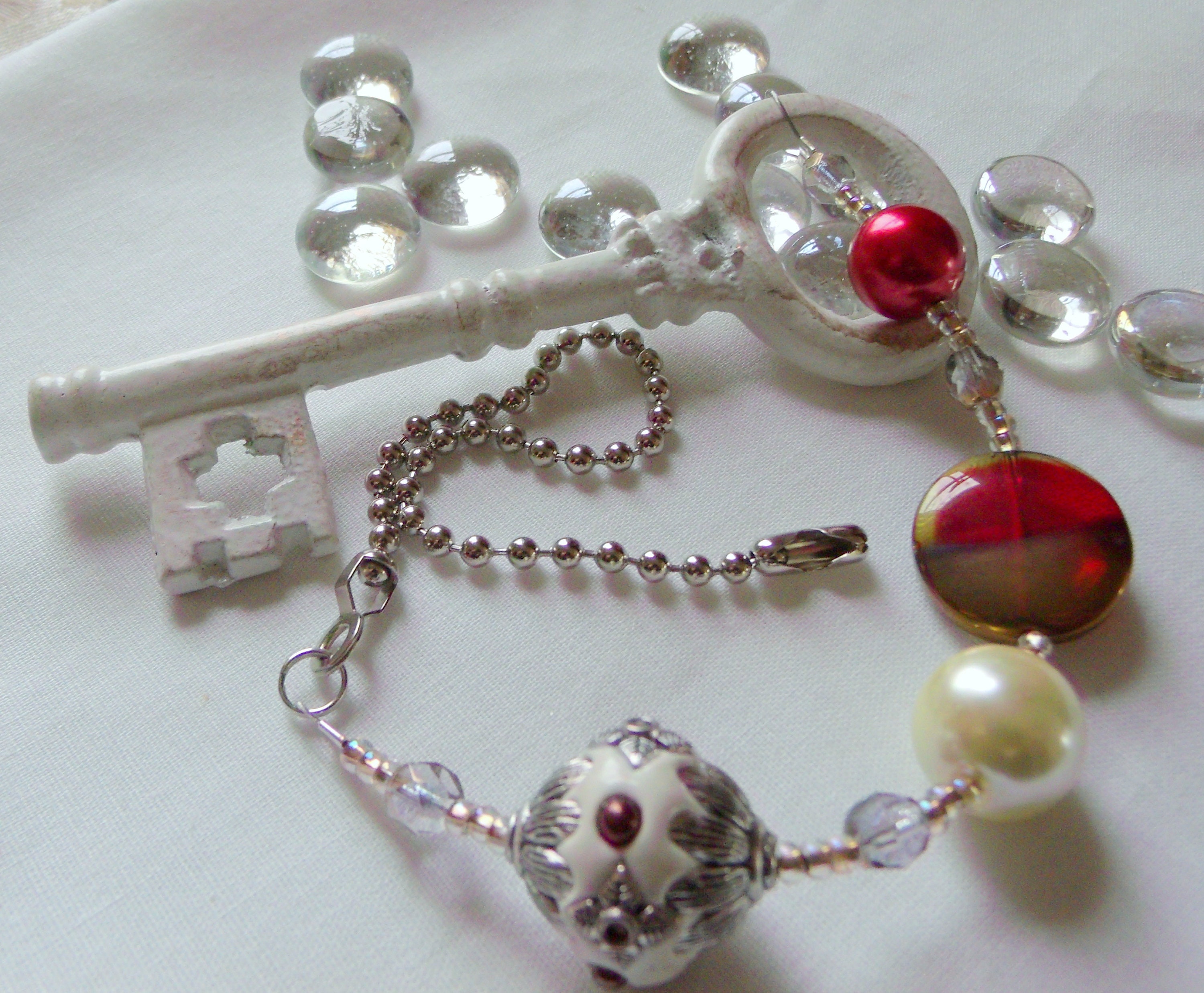 Ceiling Fan Pull Skeleton Key Charm Beaded Lamp Red Glitz