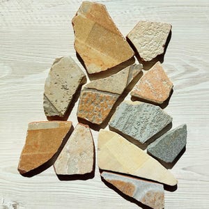 Fragmentos de cerâmica do Mar Adriático: Materiais para arte em mosaico para amantes da praia