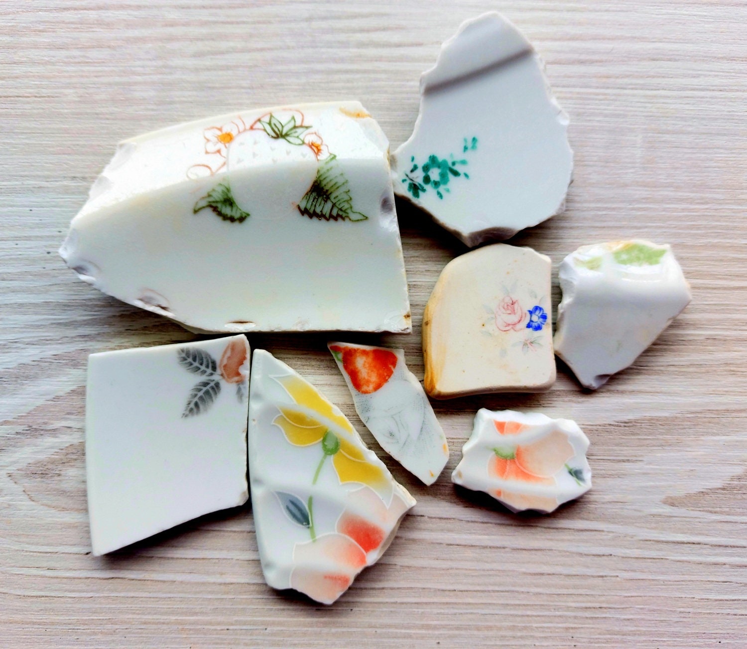 磁器の破片アート - Etsy 日本