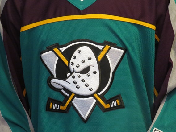 new ducks 3rd jersey