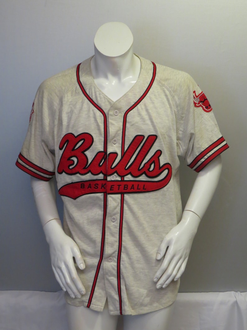 baseball shirt chicago bulls