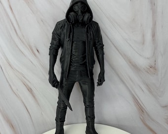 Malachi Vize Little Stranger Reader Figurine – Fantasy Bookshelf Insert