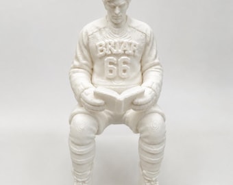 3D Gedruckter Hockeyspieler Figur: OffCampus Bookish Decor Dean DiLaurentis Kantensitter