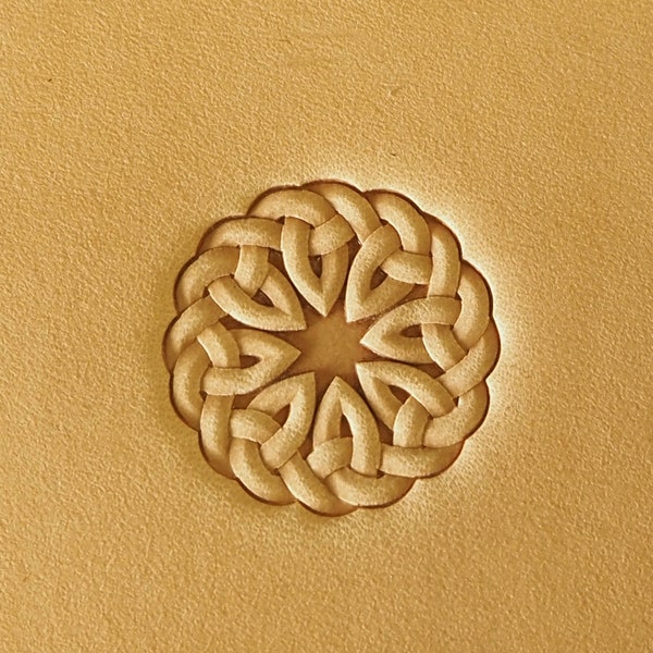 Tools for leather crafts. Stamp #556 - celtic circle (design by Maria Trofimova)