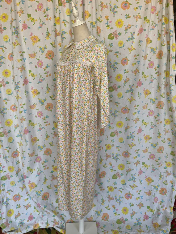 Vintage 1970s 1980s Cotton Flannel Floral Print N… - image 2