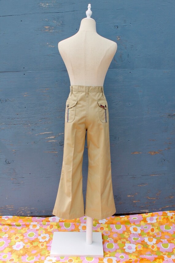 Adorable 70s Khaki Landlubber Flares with Grosgrai