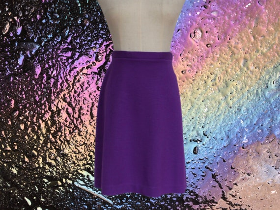 Vintage 1960s / 1970s Purple Mini Skirt VTG 60s 7… - image 1