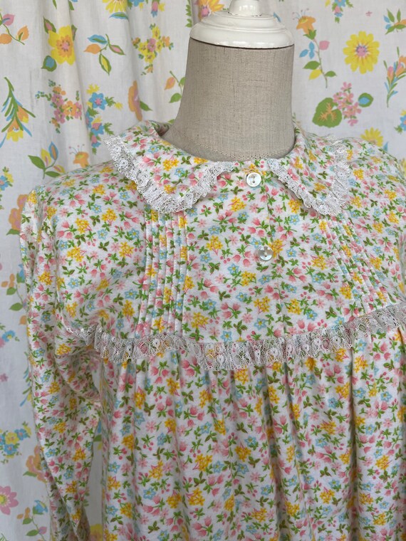 Vintage 1970s 1980s Cotton Flannel Floral Print N… - image 5