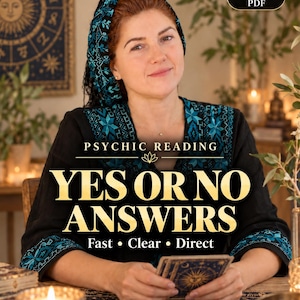 Könnte beinhalten: Ein schwarzes Oberteil mit blauen Stickmustern an den Schultern und Ärmeln. Der Text lautet: PSYCHIC READING, YES OR NO ANSWERS, Fast • Clear • Direct und SAME DAY PDF. Die Person hält ein Kartendeck mit einem Sonnen- und Sternenmotiv.