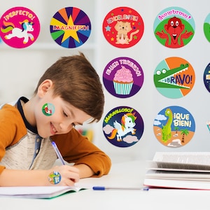 Spanish Reward Stickers | 200 Pack | Encouragement Stickers | Fantastico, Magnifico, Bravo, Muy Bien, Perfecto & More | Espanol 1.5&quot; Round