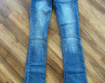 American Eagle Outfitters kick boot jeans