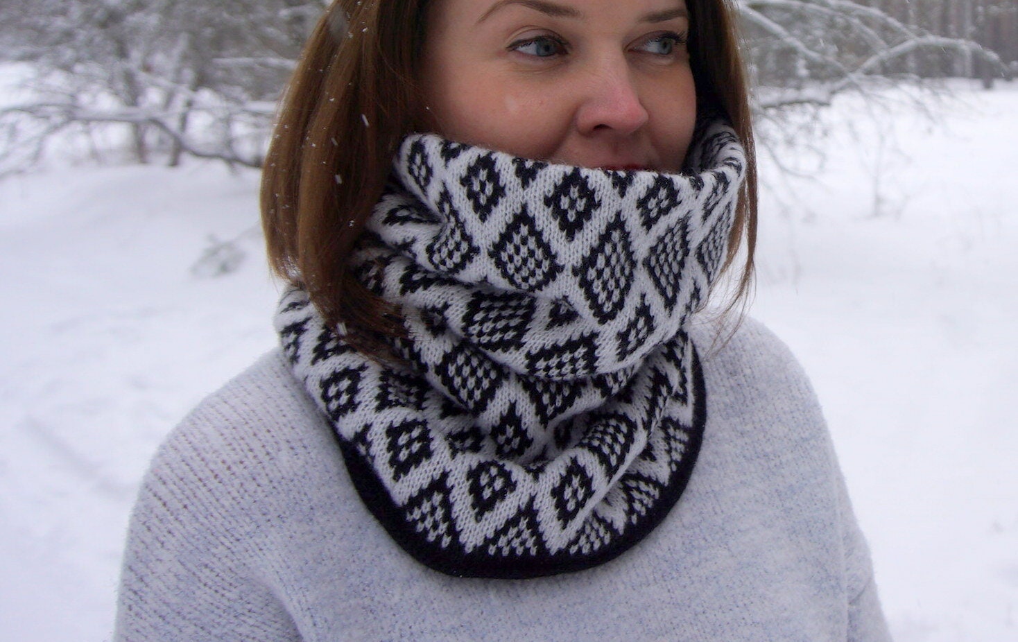 Women Warm Winter Knit Neck Warmer Circle Wrap Cowl Loop Snood Infinity Scarf