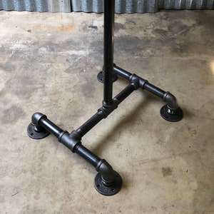 Black Pipe Table Base Diy Parts Kit Pedestal Table Base Pub Bar Table 1 Pipe X 18 24 28 30 36 38 40 Or 42 Tall
