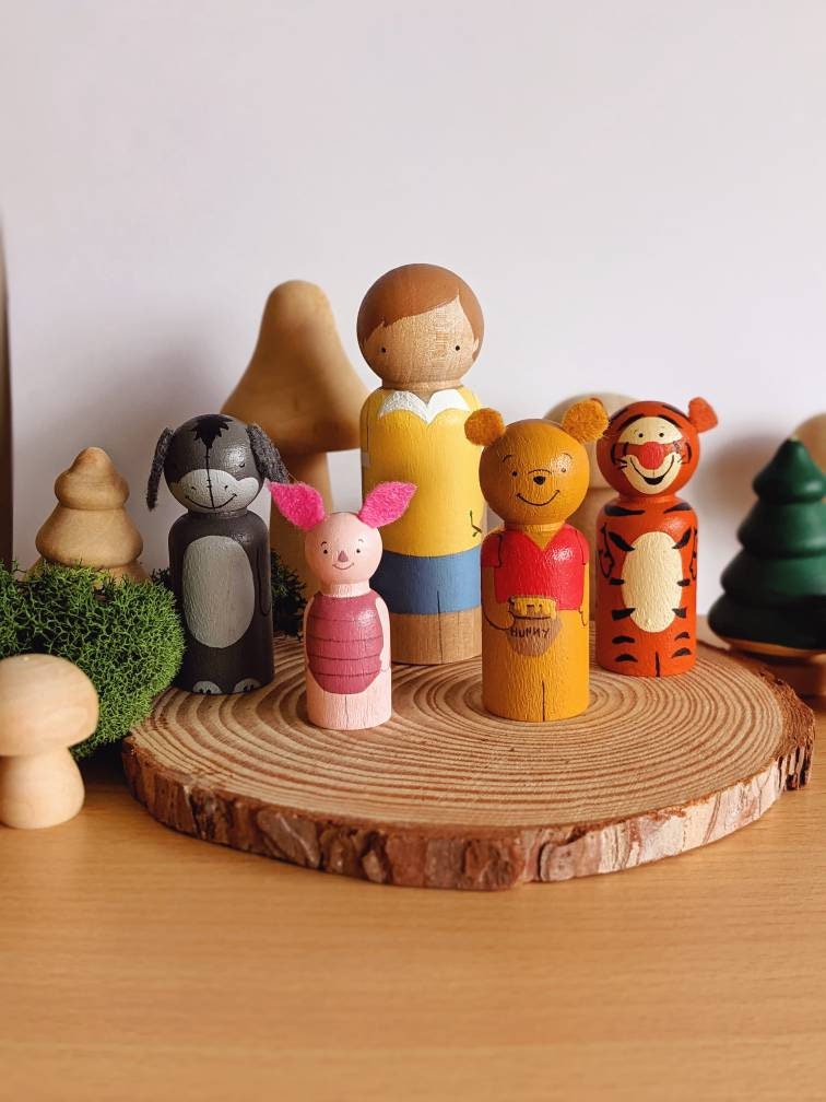 Winnie the Pooh and Friends Wooden Peg Dolls
