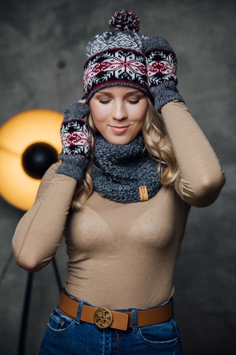 Fair Isle Hut mit Pom Pom, Scandinavian Blue Beanie, Strickwolle Hut Frauen, Weihnachtsgeschenk, Wintermützen zum Skifahren, Ski Hut Bild 5