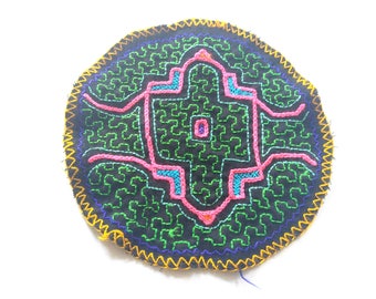 Shipibo patch (diameter 17 cm)