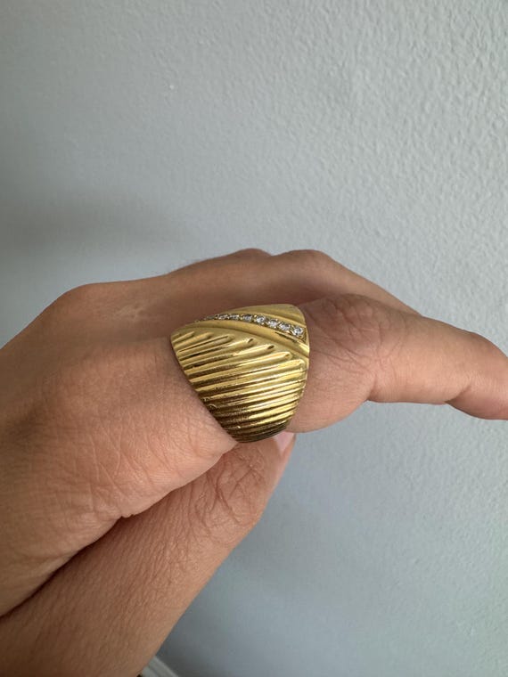 18k Yellow Gold Diamond Band Size 7 - image 8