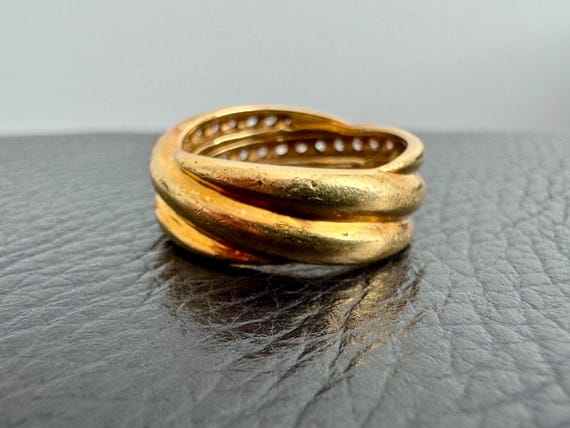 18k yellow gold diamond ring size 7 - image 2