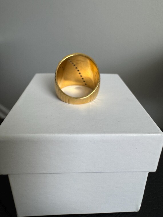 18k Yellow Gold Diamond Band Size 7 - image 4