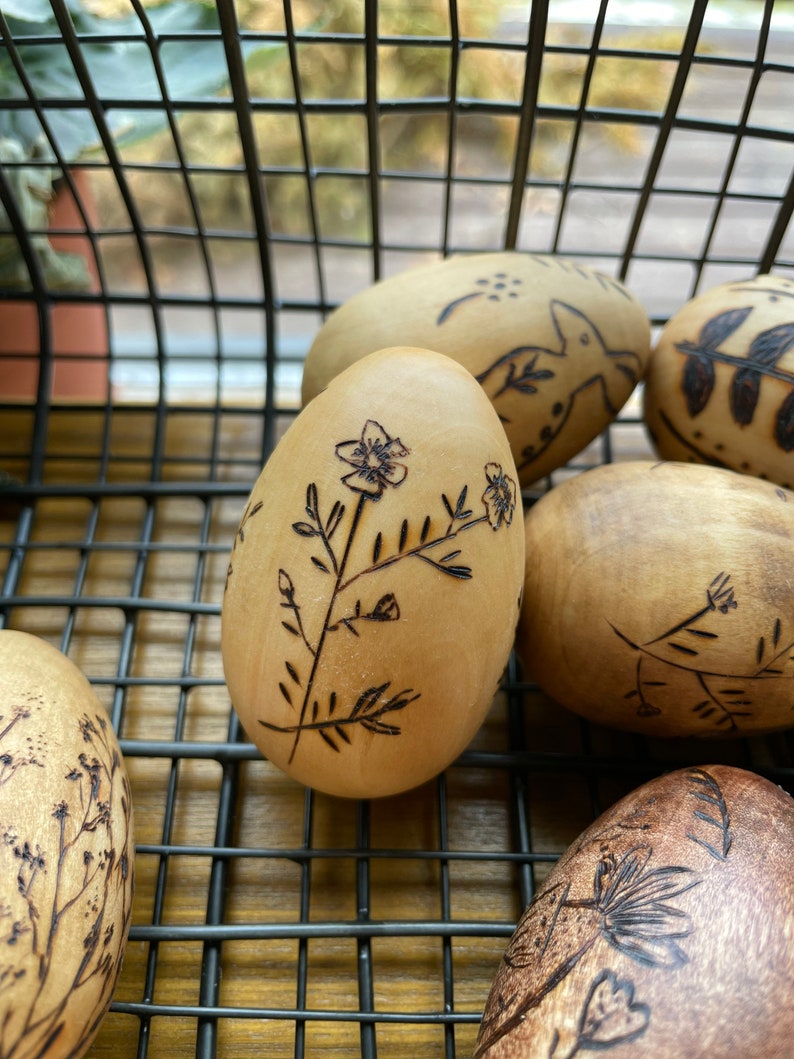 Easter eggs Easter decor Easter gift Set of 6 Hand burned Wooden eggs Easter Pyrography Artist Gift Home decor Gift image 8