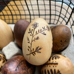 Easter eggs Easter decor Easter gift Set of 6 Hand burned Wooden eggs Easter Pyrography Artist Gift Home decor Gift image 5