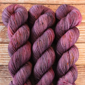 Isabel - Arabesque - Hand Dyed Yarn - 75/25 Superwash Merino/Nylon