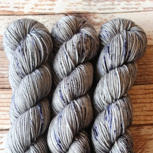 Delia - The Commissioner - Hand Dyed Yarn - 100% SuperWash Merino, Worsted Weight Speckled Yarn, Yarn with Speckles, Indie Dyed Yarn
