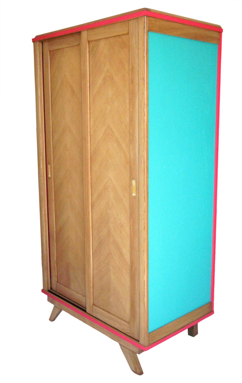 Varnished oak veneer wardrobe with sliding doors vintage 1950s image 2