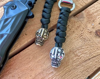 Paracord Skull Keychain: Handmade 550 Cord Knife Lanyard