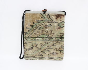 Vintage Turkish Kilim Rug Bag, Handmade Wool Travel Bag