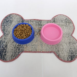 Dog Food Pad, Bone Shabe Pad, Feeding Pad, Blue Mat, Rug Mat, Pet Gift Mat, Woven Mat, Vintage Pad, Pet Lover Gift Mat, Pet Gift Pad,