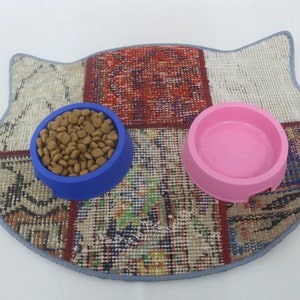 Cat Food Pad, Rug Pet Mat, Cat Pad, Red Pad, Rug Pad, Non Slip Mat, Rustic Pad, Natural Pad, Decorative Mat, Handmade Pad,