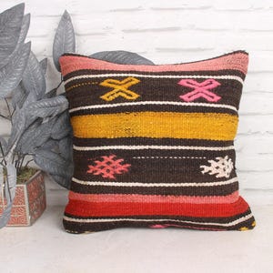 Throw Kilim Pillow, Home Decor Pillow, 18x18 Kilim Cushion Sham, Turkish Kilim Pillow, Pink Cushion Case, Moroccan Kilim Pillow,