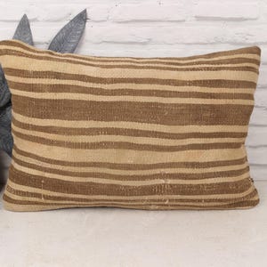 Poduszka kilim vintage, poduszka kilim vintage, poduszka kilim 16x24, poduszka vintage, poduszka beżowa, rustykalna poduszka lędźwiowa,