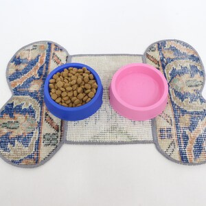 Rug Pet Mat, Dog Mat, Feeding Pad, White Pad, Rug Pad, Garden Pad, Handmade Mat, Decorative Pad, Water Bowl Mat, Organic Pad,