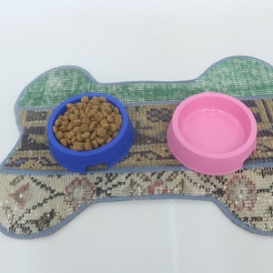 Kilim Animal Pad, Dog Lover Gift Mat, Water Pad, Green Mat, Rug Mat, Natural Pad, Bone Design Mat, Traditional Pad, Natural Mat, 303