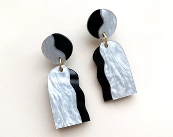 Statement drop earrings CELESTIA - White Pearl & Black