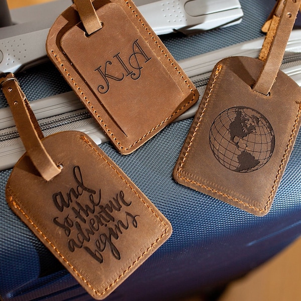 Étiquettes à bagage personnalisées, étiquettes de bagage personnalisées, cadeau pour les amateurs de voyage, étiquettes à bagages de mariage, étiquette de bagage, étiquette cadeaux pour garçons d'honneur