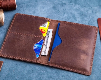 Personalized Leather Passport Holder & Luggage Tag Set: Travel Gift