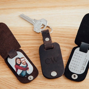 Calendar keychain, Husband keychain picture, Leather gifts for 3rd ANNIVERSARY, Husband Gift, third anniversary gift for him