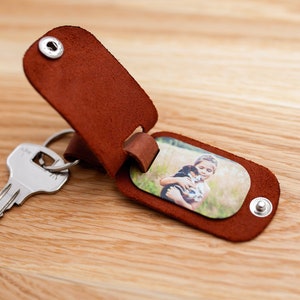 Personalized leather keychain for men, Fathers day gift, Picture keychain for boyfriend gift, Long distance relationship gift for boyfriend